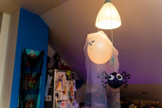 Halloween Deko Selber Machen: Luftballon Geister Basteln